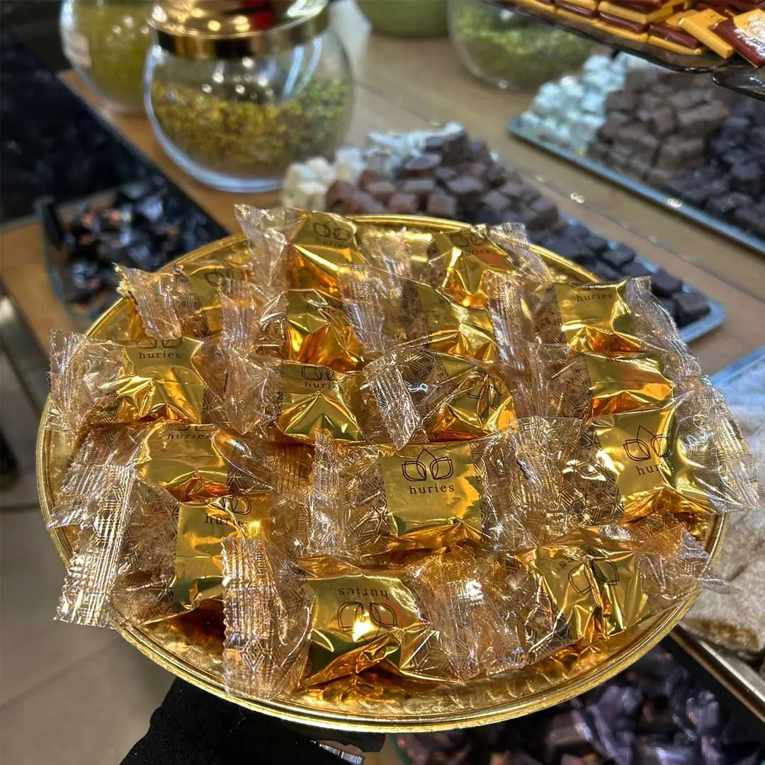 Çikolatalı Çıtır Bademli Hurma